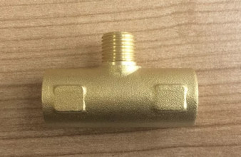 R 4150600000 Переходник (тройник) 1/4Fx1/8Fx1/8M